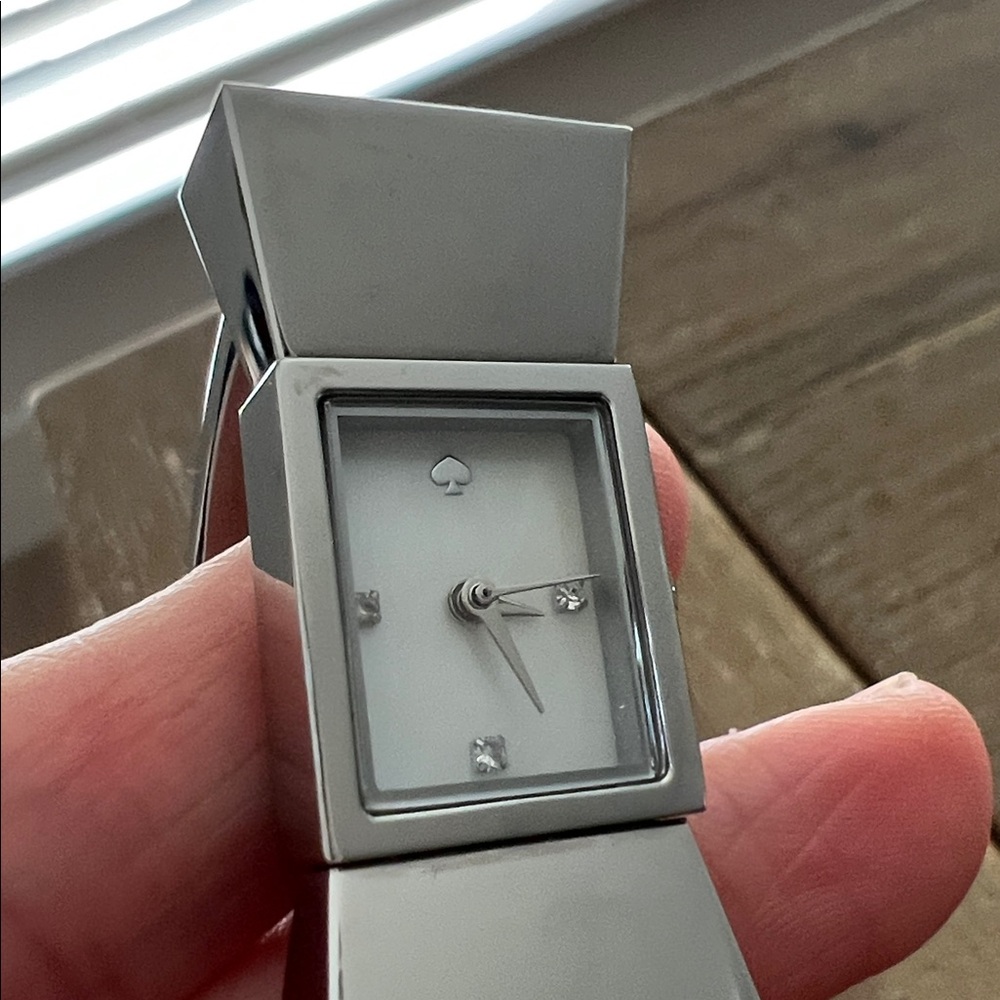 Kate Spade watch with extra links - Picture 7 of 7
